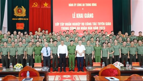 Tập huấn nghiệp vụ công tác Tuyên giáo trong CAND năm 2023