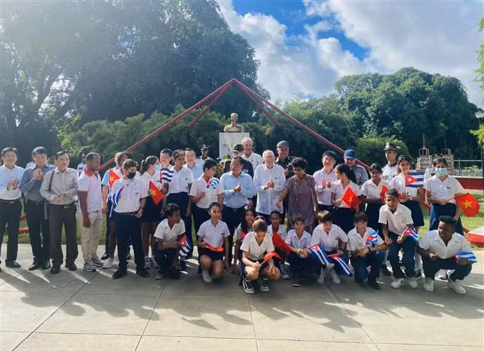 Bộ Công an thắt chặt hơn nữa hợp tác với Bộ Nội vụ Cuba -0