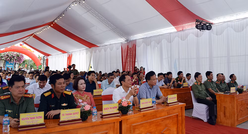Thôn Lương Xá phát huy truyền thống tốt đẹp và sức mạnh đại đoàn kết toàn dân tộc -0