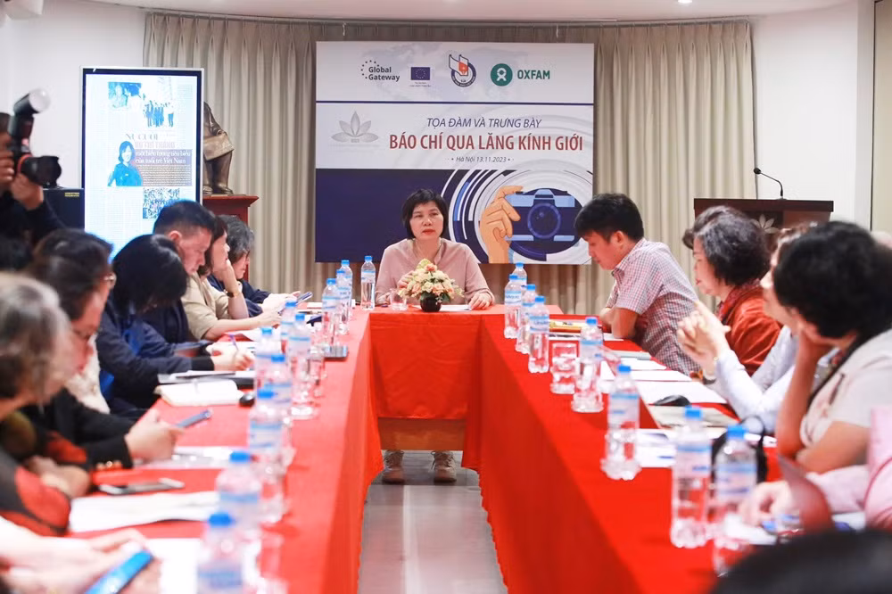 Cần định hướng xây dựng nền báo chí có trách nhiệm giới -0
