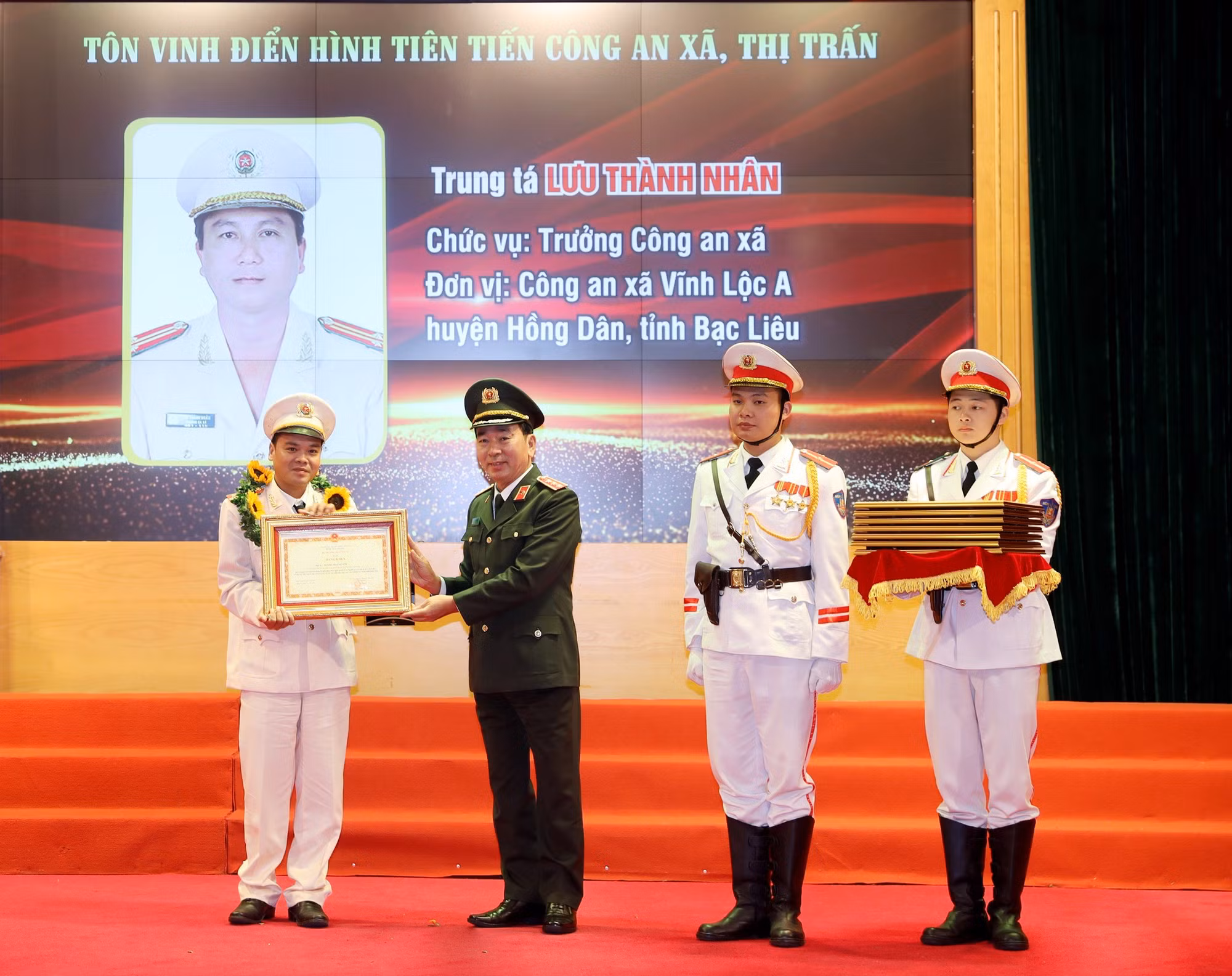 Thực sự là điểm tựa bình yên của nhân dân trên mọi miền Tổ quốc -0