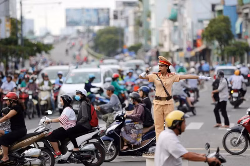 Bộ Công an lý giải một số đề xuất tại dự thảo Luật Trật tự, an toàn giao thông đường bộ -0