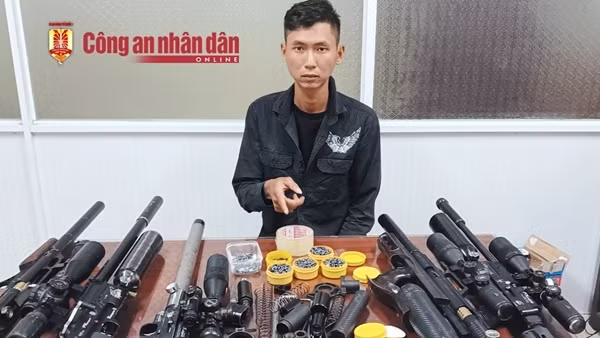 Phát hiện 3 đối tượng mua bán, tàng trữ 5 khẩu súng hơi