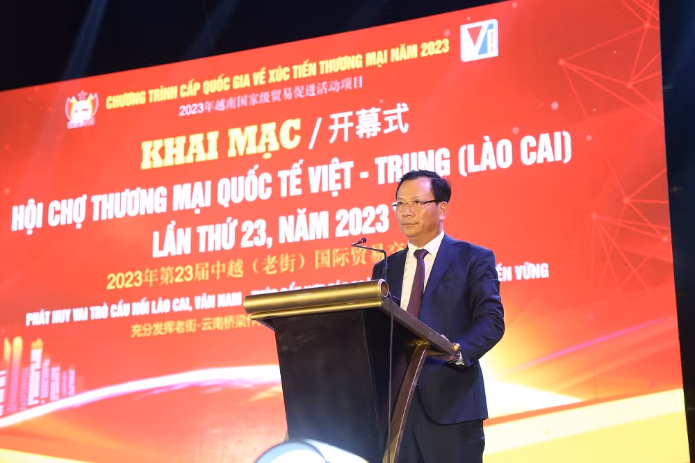 Khai mạc Hội chợ Thương mại quốc tế Việt - Trung (Lào Cai) lần thứ 23, năm 2023 -0