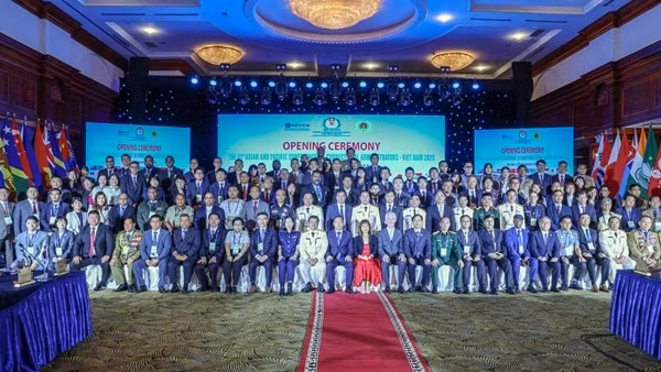 Chia sẻ thông tin, kinh nghiệm giáo dục cảm hóa phạm nhân
