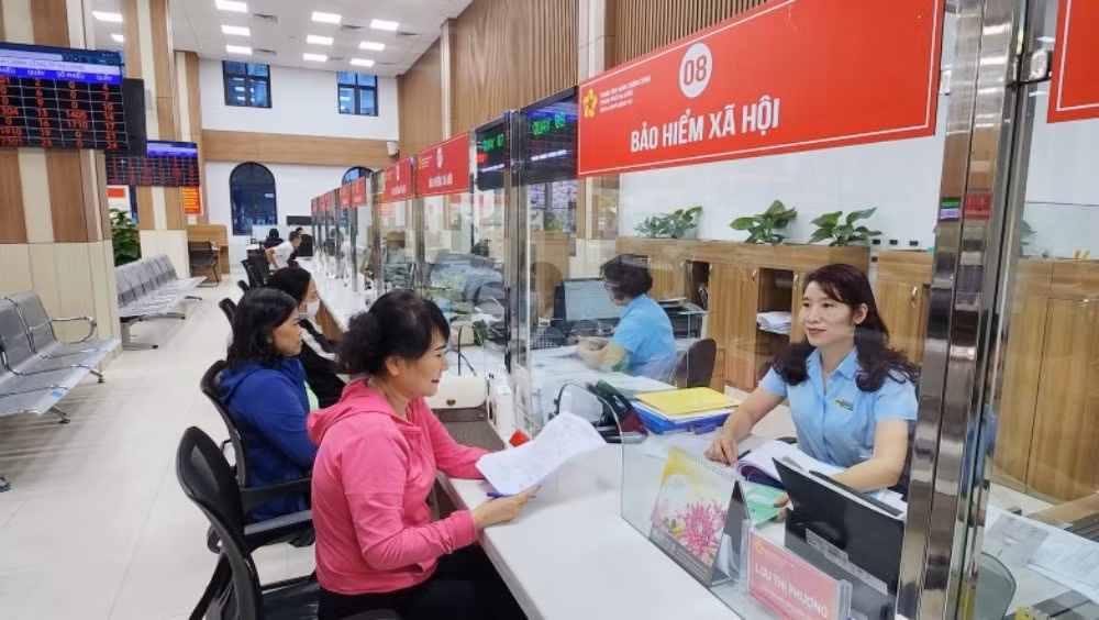 BHXH CAND tăng cường đảm bảo quyền lợi của người có thẻ BHYT khi đi khám chữa bệnh -0
