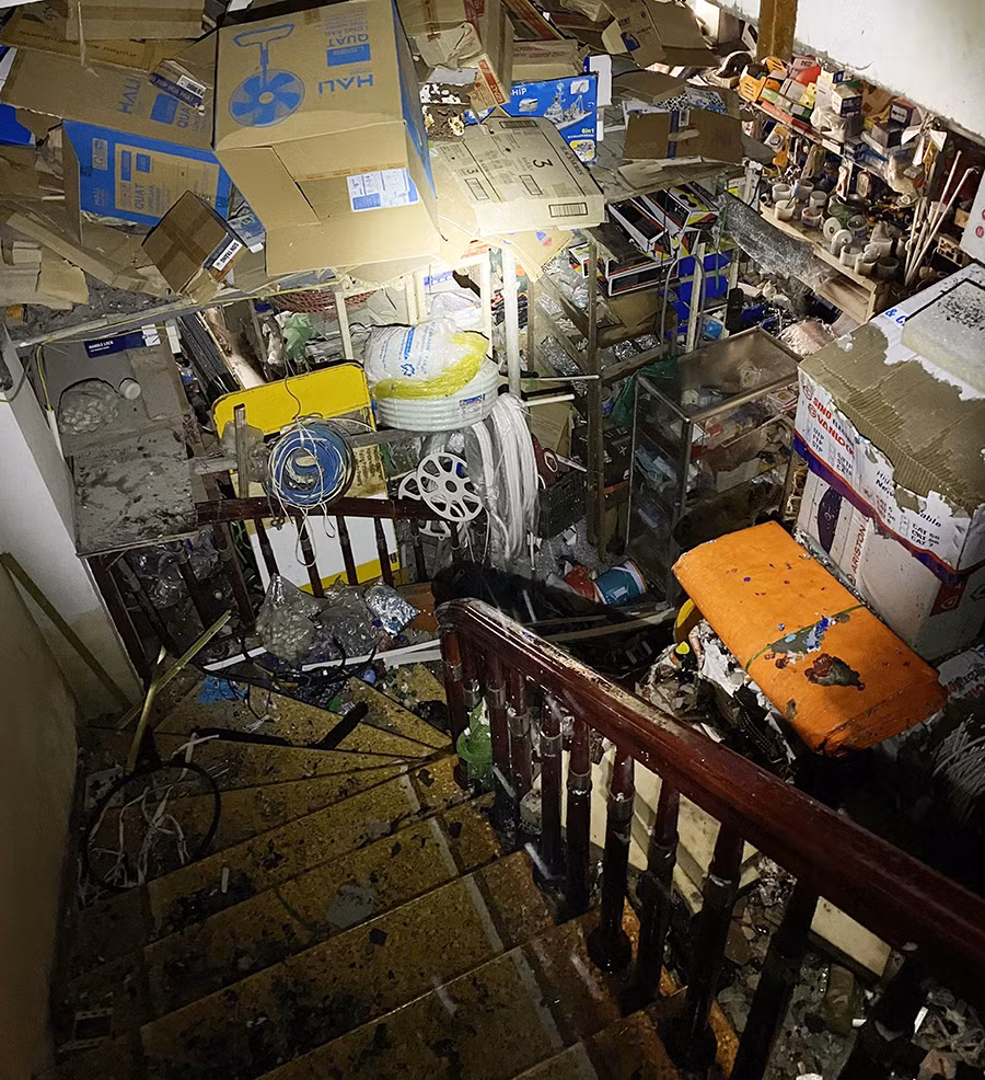Chúng tôi rất xót xa khi không cứu được hết các nạn nhân ra bên ngoài! -0