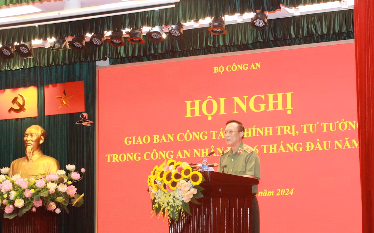 Coi trọng và đổi mới tư duy về công tác chính trị, tư tưởng trong CAND -0