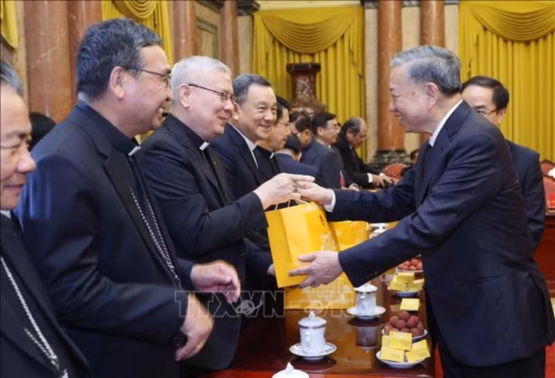 Chủ tịch nước Tô Lâm: Các tổ chức tôn giáo luôn đồng lòng vì sự phát triển chung của đất nước -0