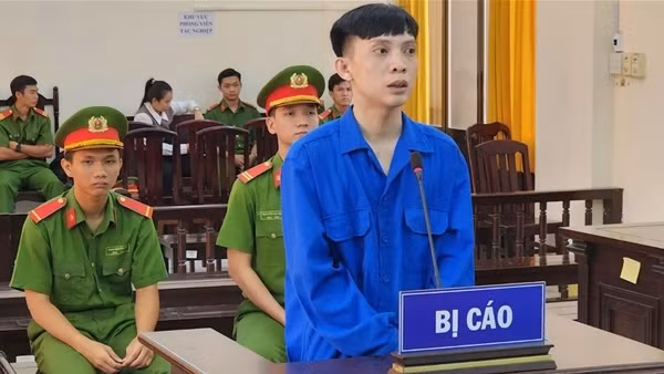 Lãnh 7 năm tù vì đâm chết anh ruột