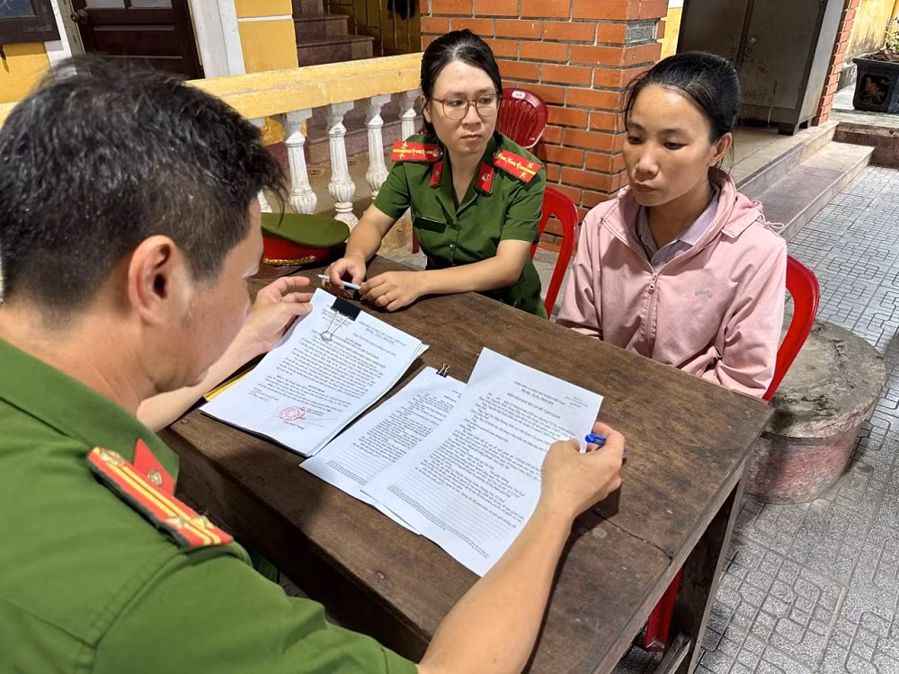 Bắt người phụ nữ lừa đảo chiếm đoạt 2 tỷ đồng -0