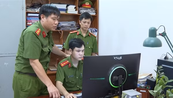 Lừa tiền tỷ bằng chiêu giả nhân viên công ty xổ số “biết trước kết quả”