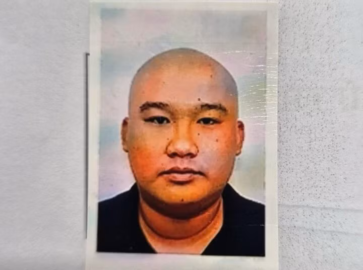 Truy tìm kẻ giả danh cán bộ Công an lừa tiền 