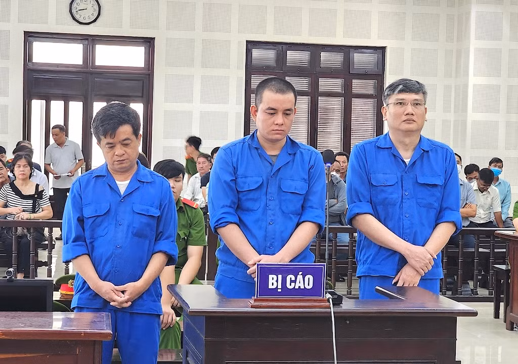 Giám đốc Trung tâm đăng kiểm xe cơ giới Đà Nẵng lĩnh án -0