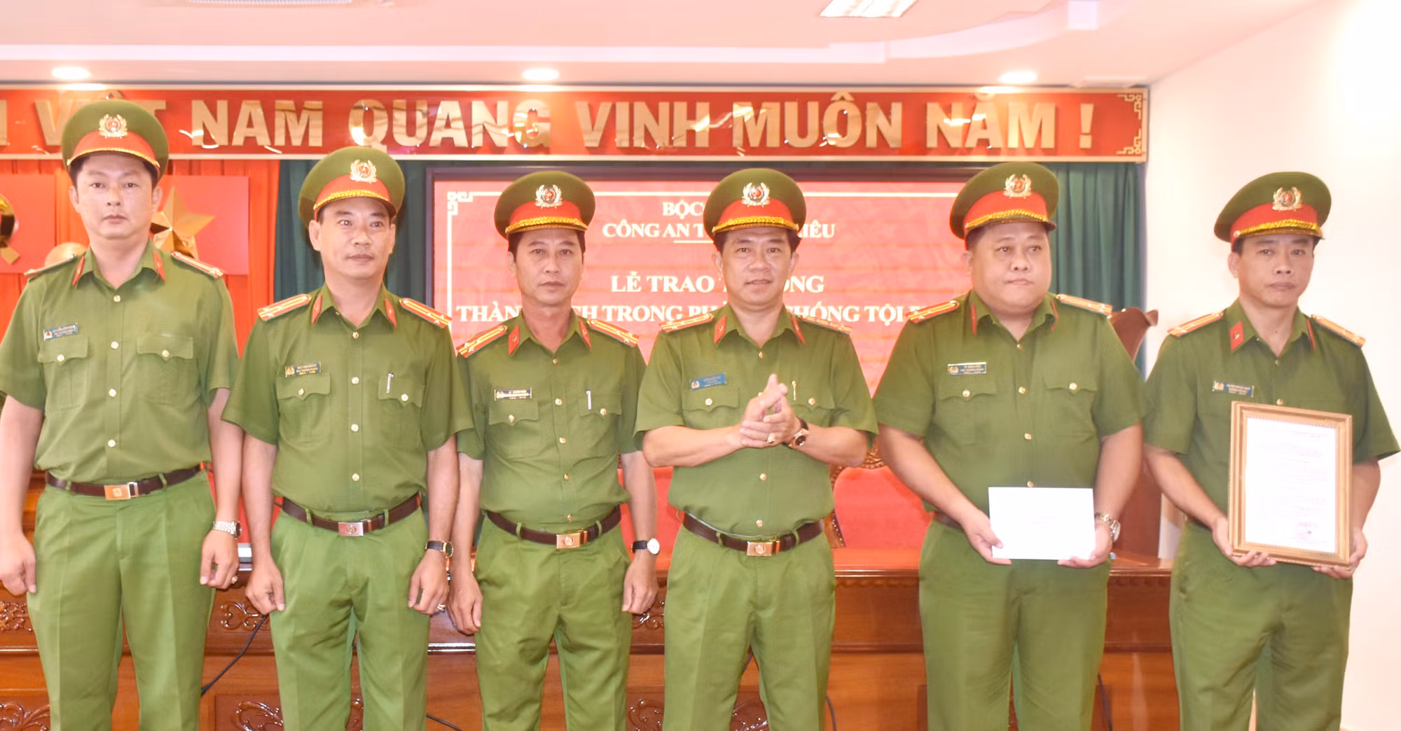 Ban Chỉ đạo 138 tỉnh Bạc Liêu khen thưởng Phòng CSHS -0