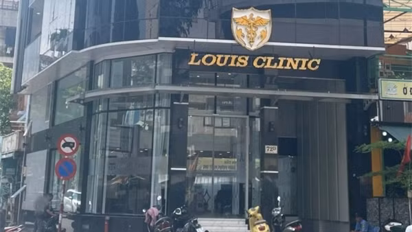 Cơ sở kinh doanh liên tục thay đổi tên và hành nghề lấn sân sang lĩnh vực y tế