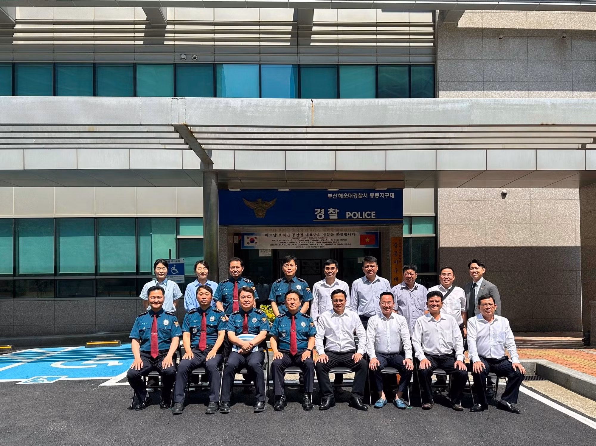 Đoàn đại biểu Công an TP Hồ Chí Minh thăm và làm việc Sở Cảnh sát TP Busan -0