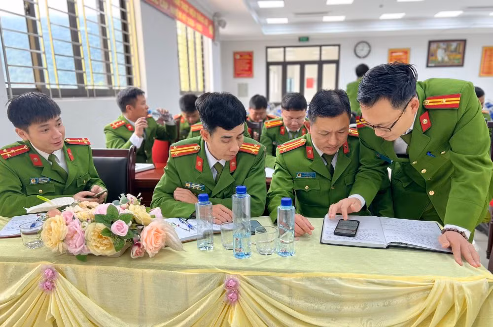 Từ ngày 1/7, chỉ sử dụng VNeID trong dịch vụ công trực tuyến -0