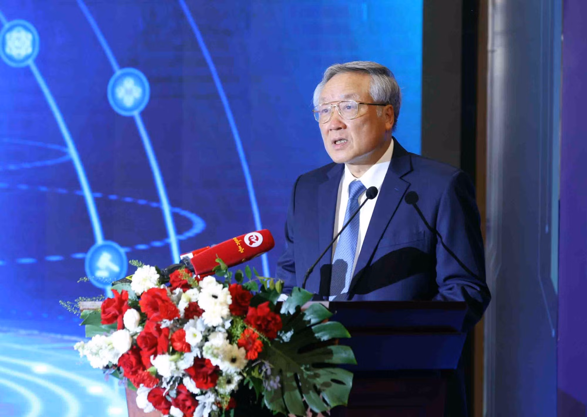 Thủ tướng Chính phủ yêu cầu hoàn thiện thể chế, phát triển Tòa án điện tử -0