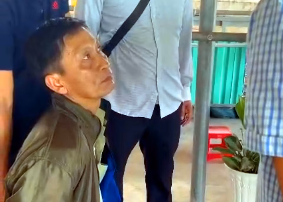 Cảnh sát hình sự bắt nhanh nghi phạm đâm chết hai người -0