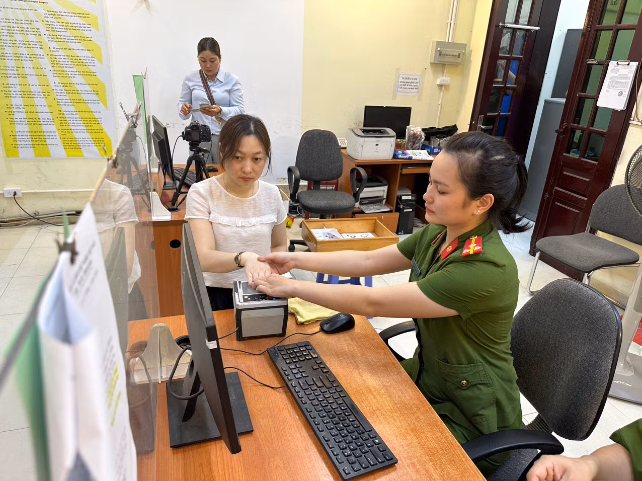 Những trường hợp cấp đổi, cấp lại thẻ căn cước từ ngày 1/7 -0