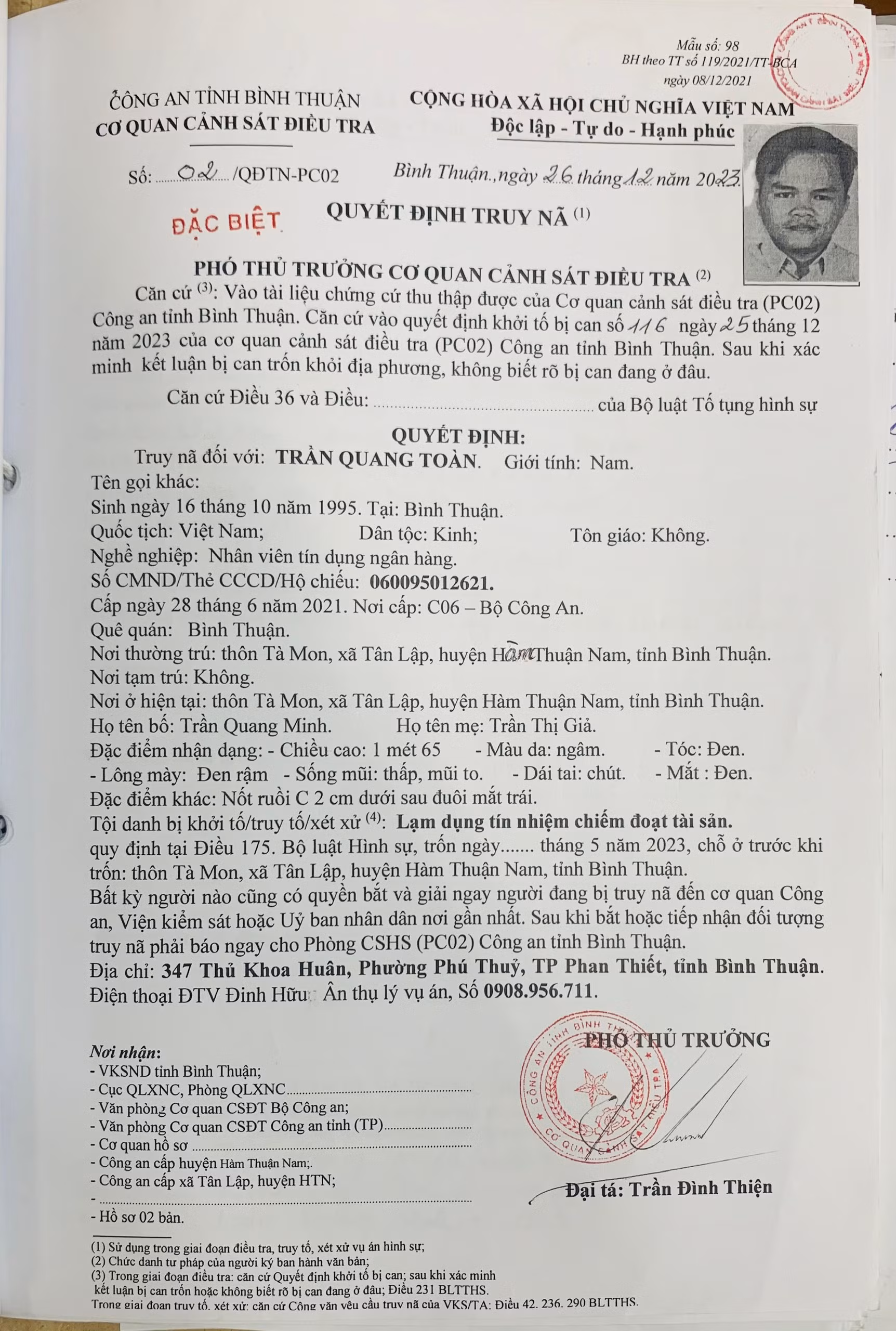 Truy nã đặc biệt nhân viên ngân hàng chiếm đọa 15 tỷ đồng -0