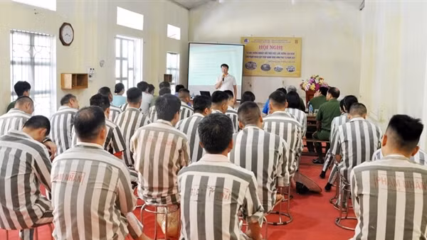 Trại tạm giam Công an Hải Dương hướng nghiệp&nbsp;cho phạm nhân sắp chấp hành xong hình phạt tù