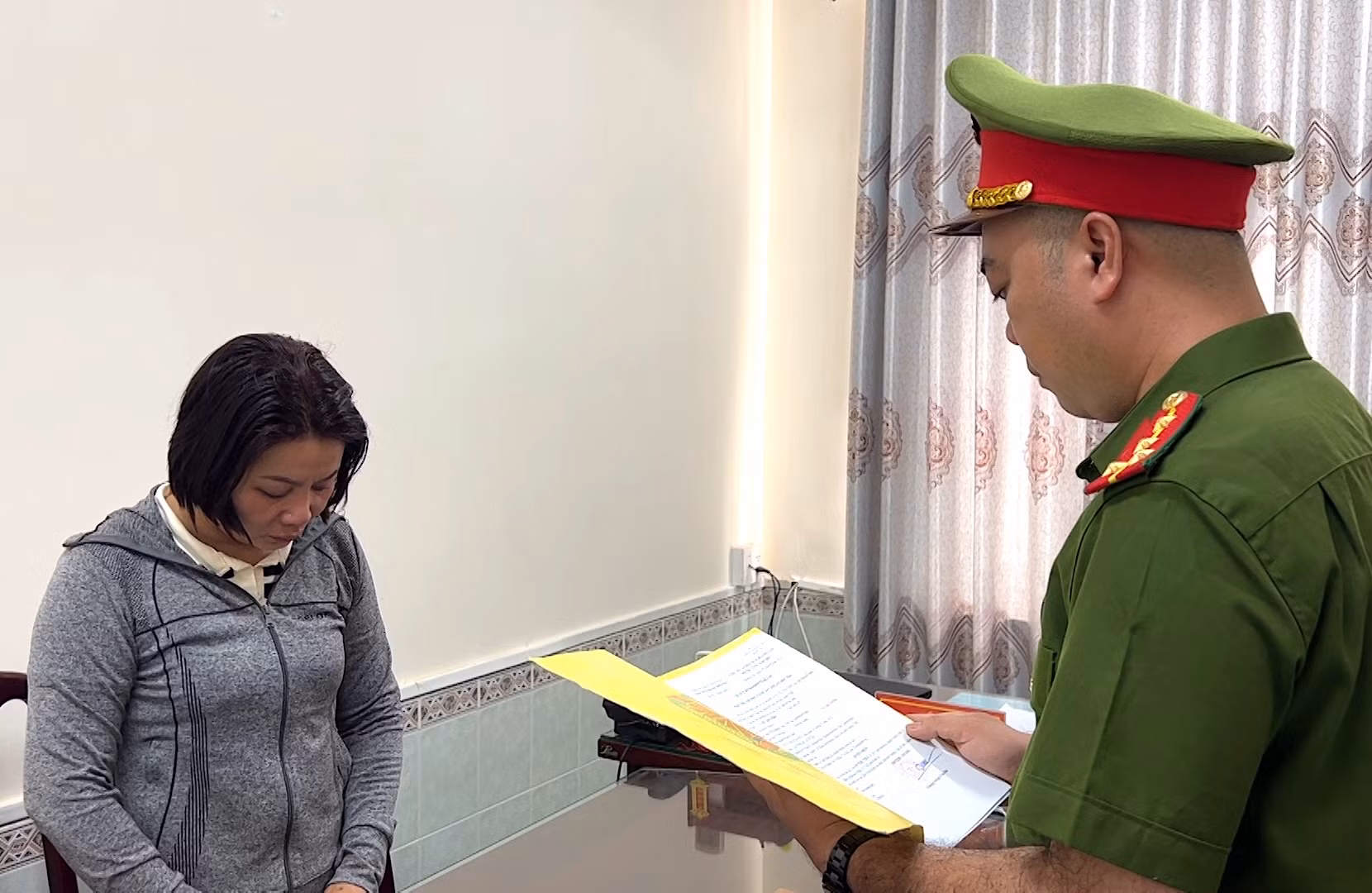 “Cò đất” giở trò, chiếm đoạt 2 thửa đất của khách -0