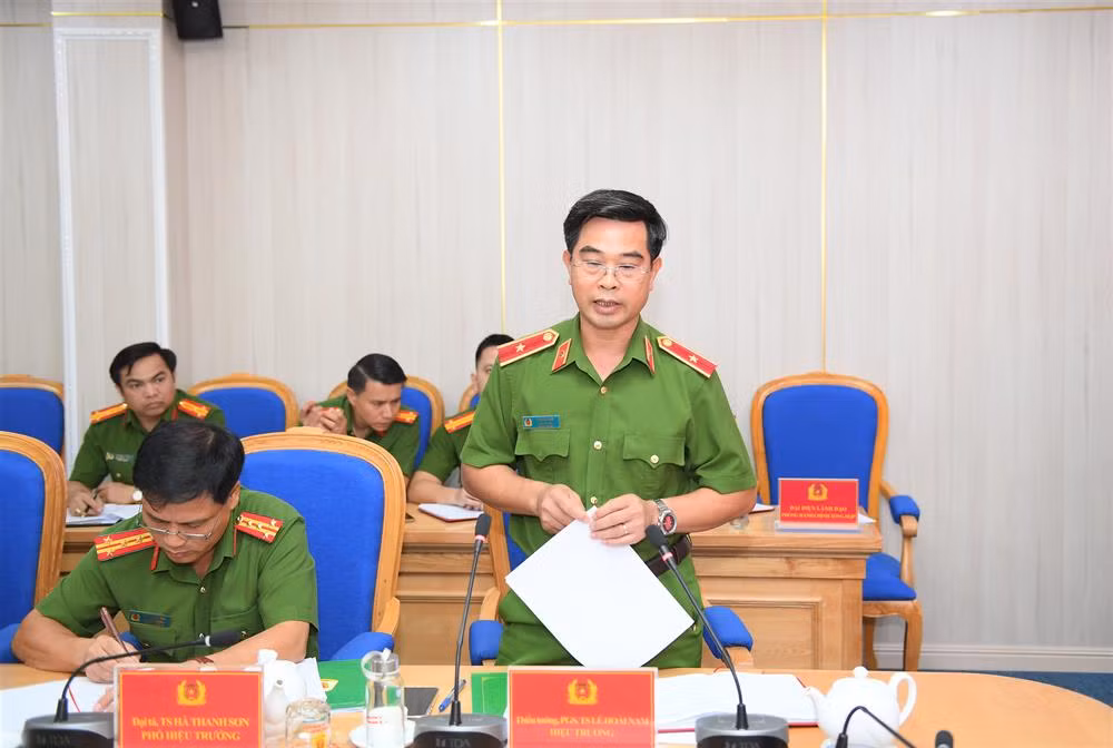Tiếp tục đổi mới căn bản, toàn diện công tác giáo dục, đào tạo trong CAND -0