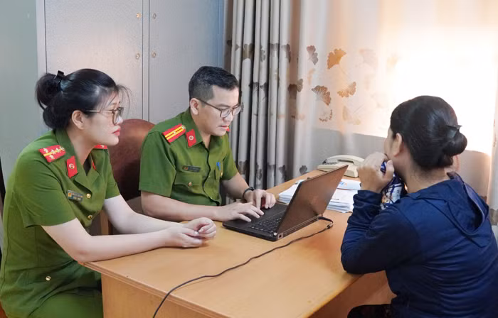 Nữ quái sa lưới sau 5 năm lẩn trốn -0