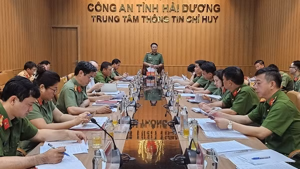 Chuẩn bị Lễ ra mắt lực lượng tham gia bảo vệ ANTT ở cơ sở tại Hải Dương