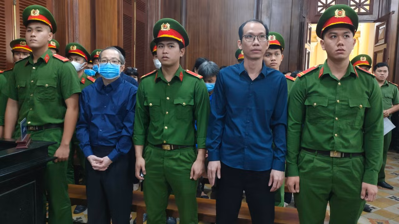 Cựu Giám đốc Bệnh viện Thủ Đức và đồng phạm hầu tòa vì kit xét nghiệm của Công ty Việt Á -0