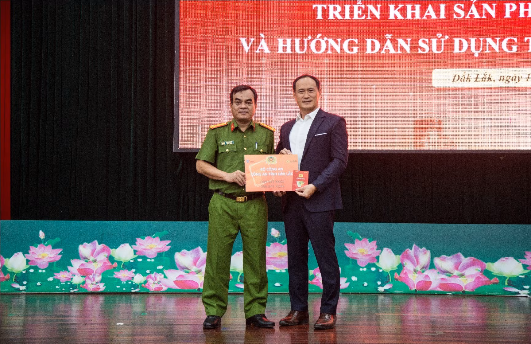 Triển khai sử dụng mạng viễn thông di động Gmobile trong Công an tỉnh Đắk Lắk -0