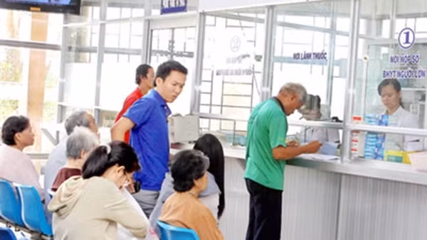 Ngành BHXH Việt Nam góp phần tích cực chăm sóc sức khỏe nhân dân trong tình hình mới