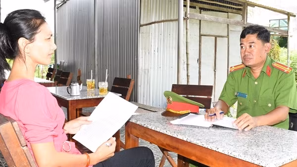Trưởng Công an xã bám sát địa bàn, tận tình phục vụ nhân dân