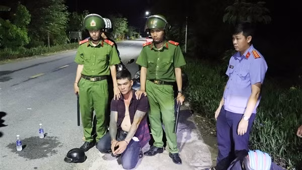 Triệt phá 3 vụ tàng trữ, mua bán “cái chết trắng” trong một ngày