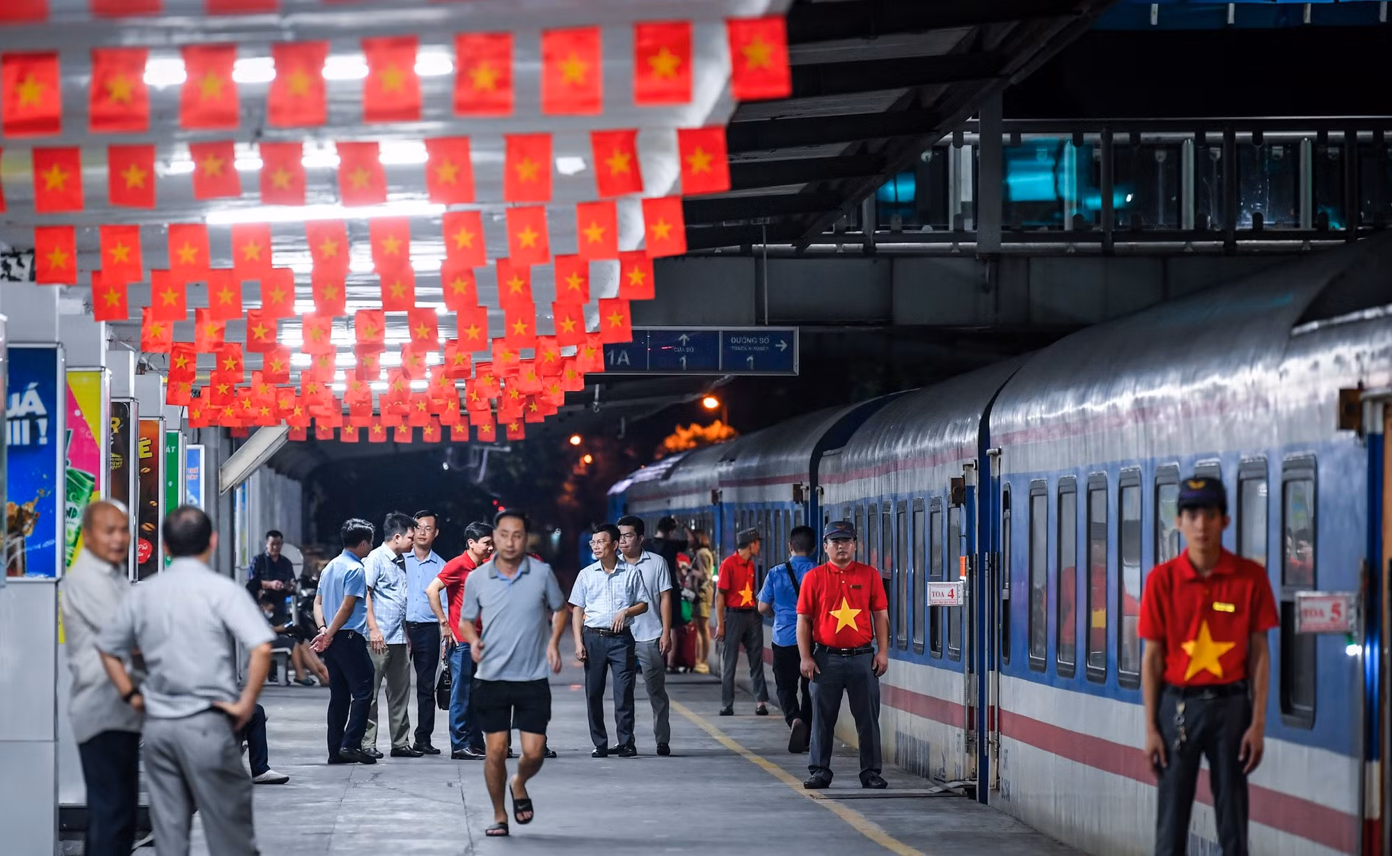 Ngập tràn sắc 