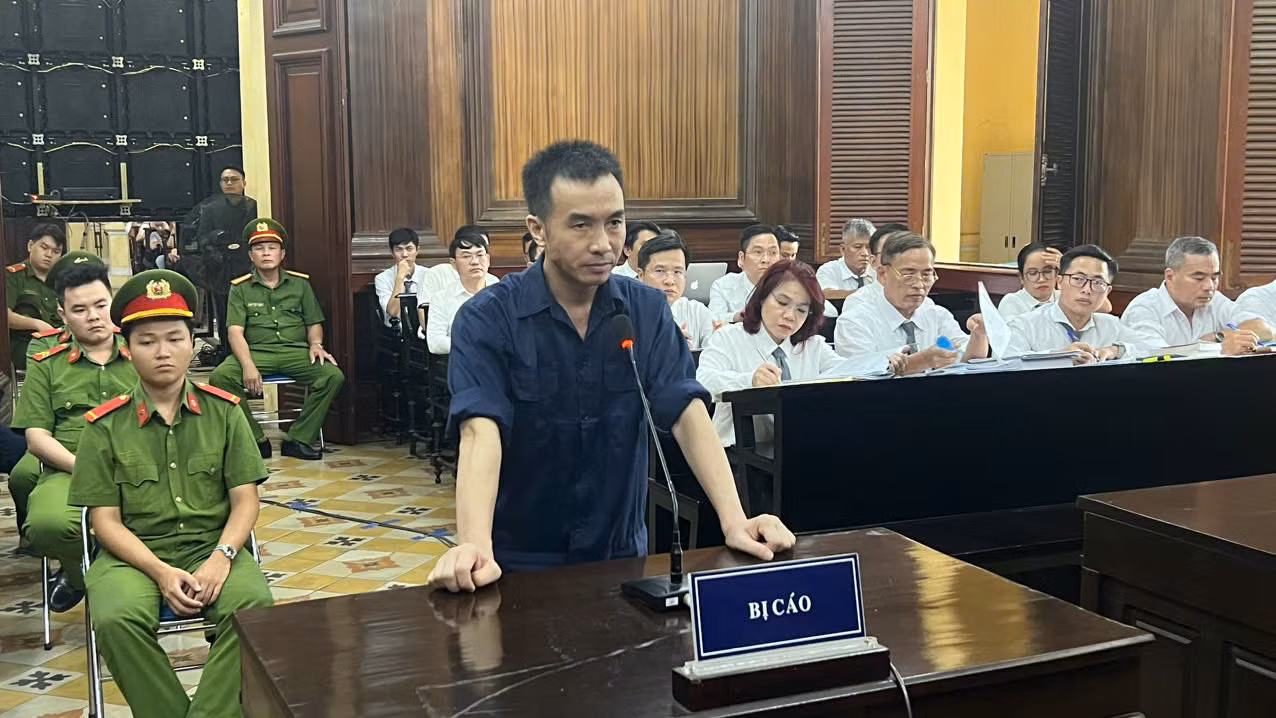 Vụ hút cát lậu, nhiều người trong một gia đình lãnh án -0