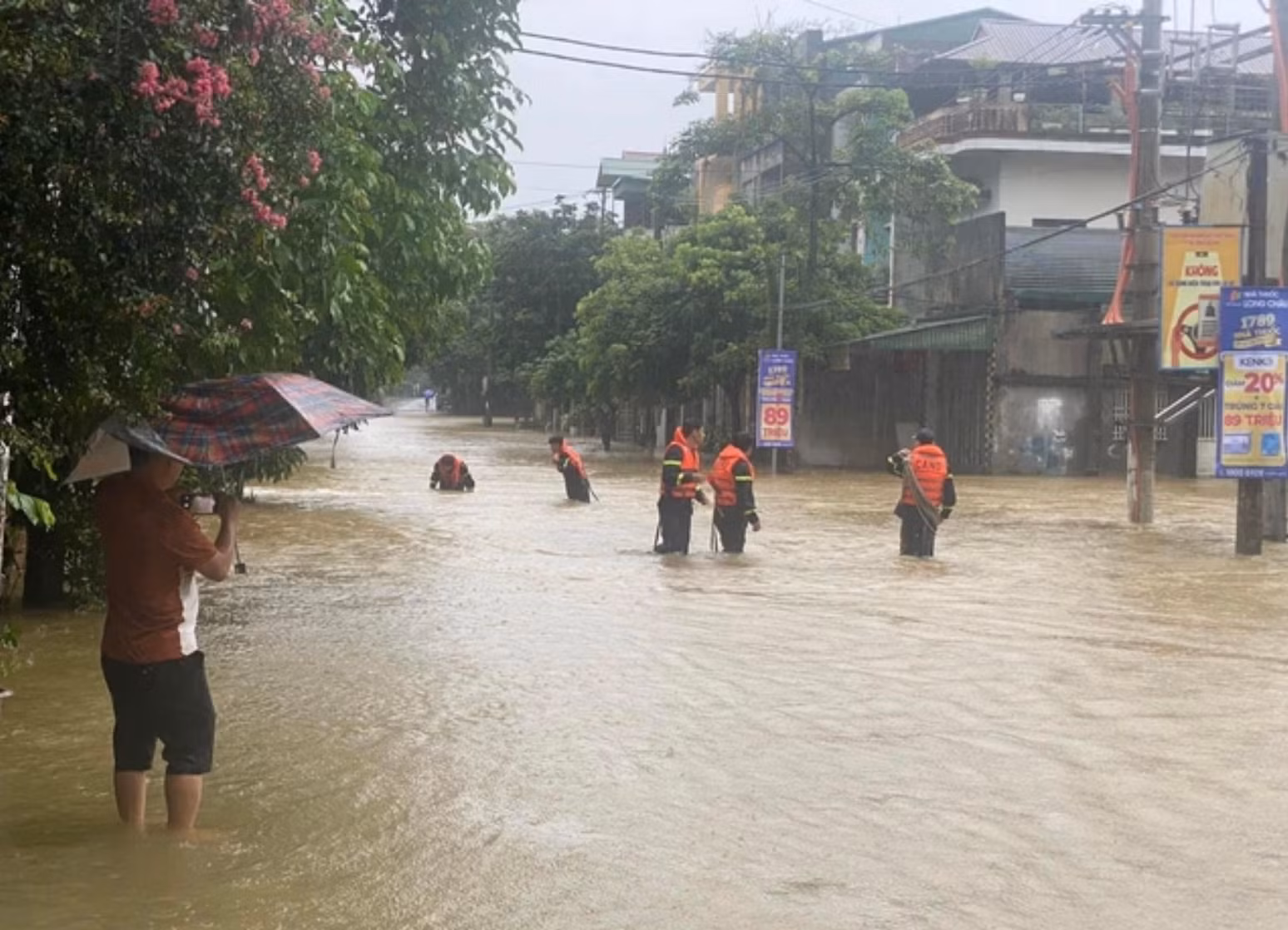 Ứng phó với mưa lớn ở khu vực Bắc Bộ và Tây Nguyên -0