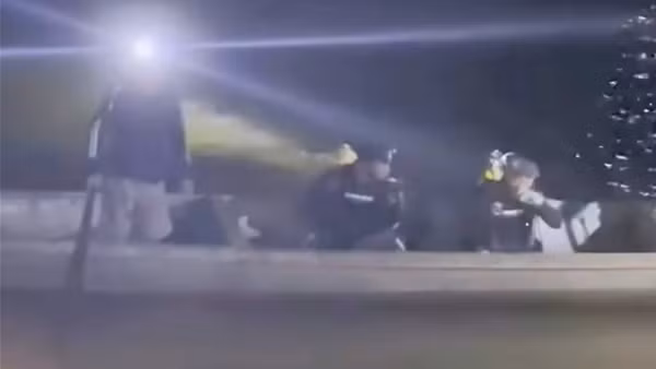 3 anh em rủ nhau tắm sông, 2 người không may đuối nước thương tâm