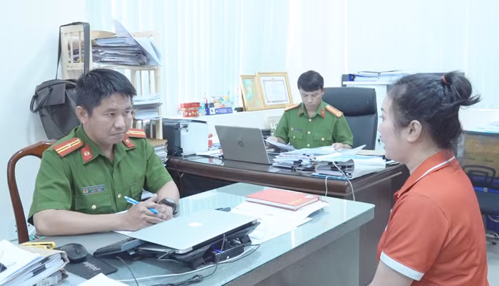 Triệt phá chuyên án mua bán người, sử dụng người dưới 16 tuổi vào mục đích khiêu dâm -0