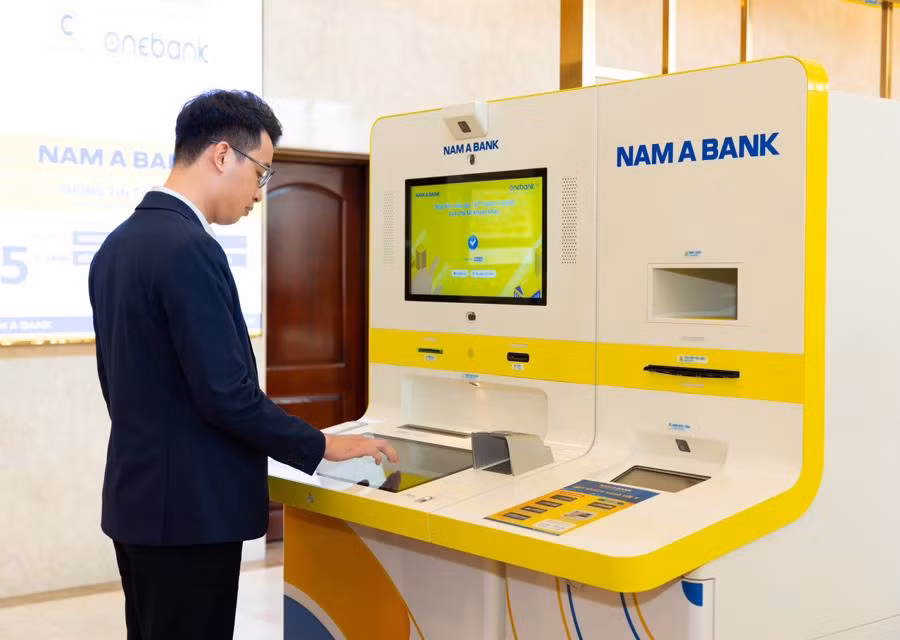 Ngân hàng giao dịch xuyên lễ -0