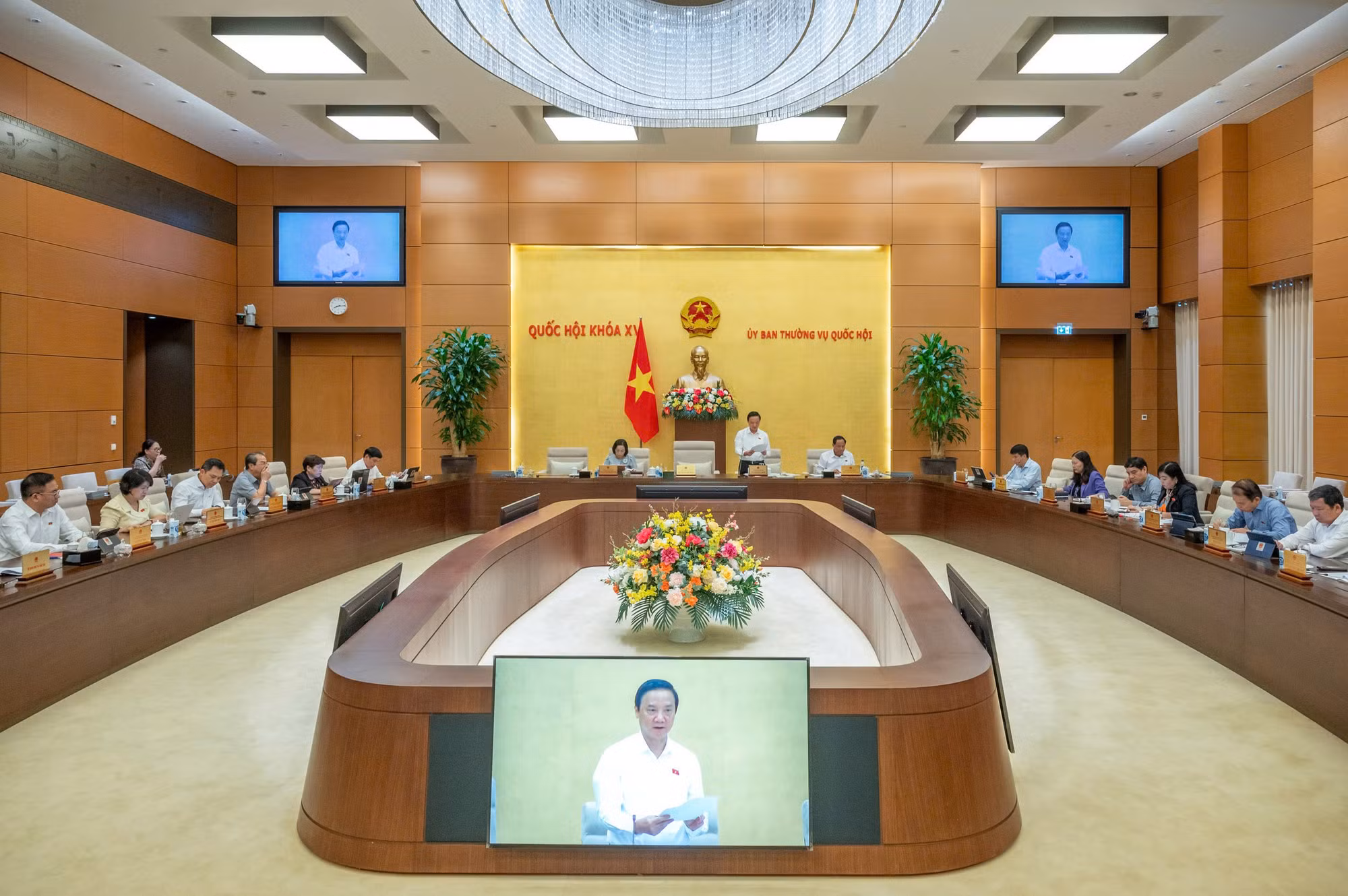 đb1.jpg -0