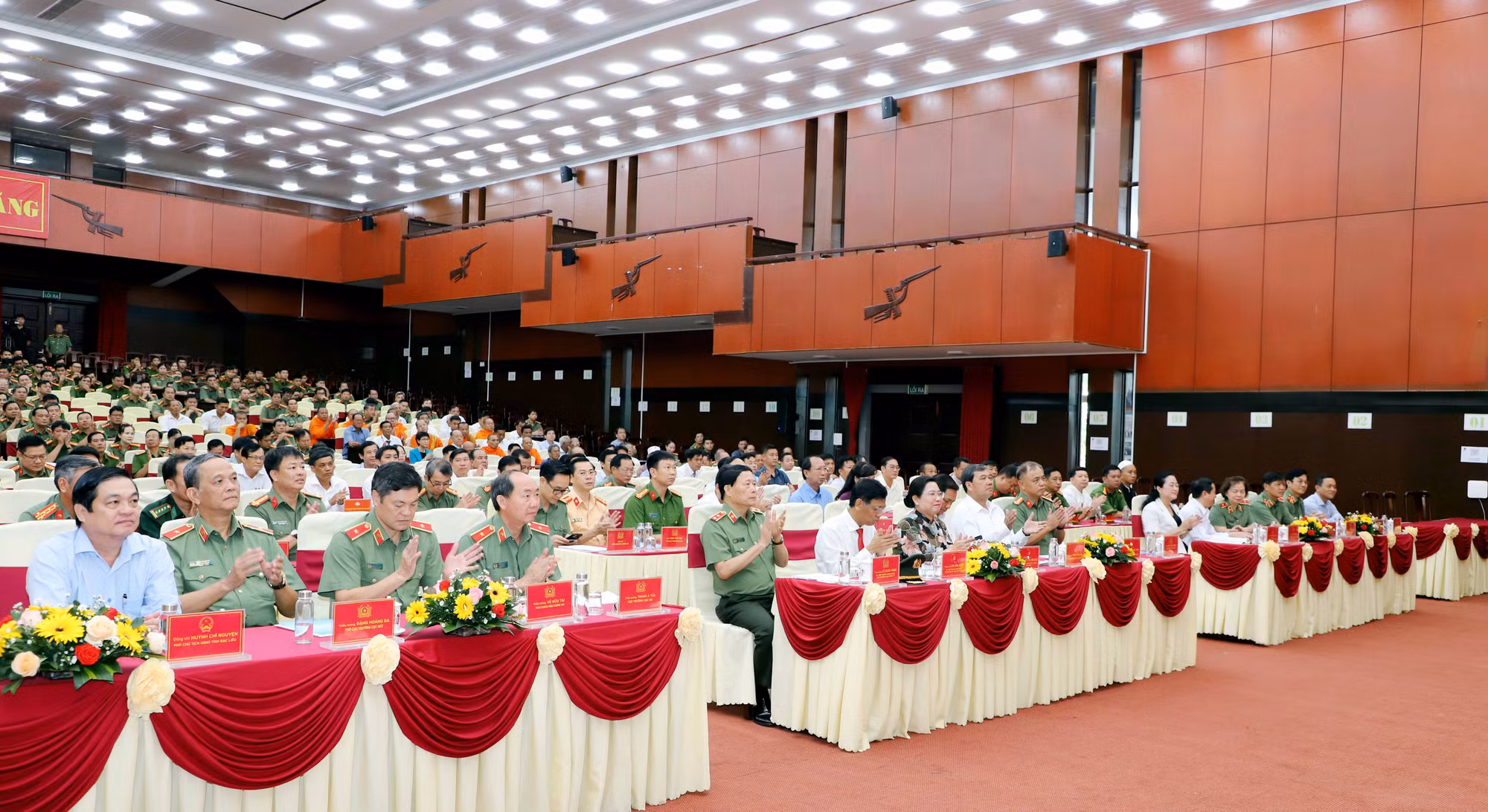 Xây dựng phong trào TDBVANTQ từ tự phát thành tự giác cách mạng -0