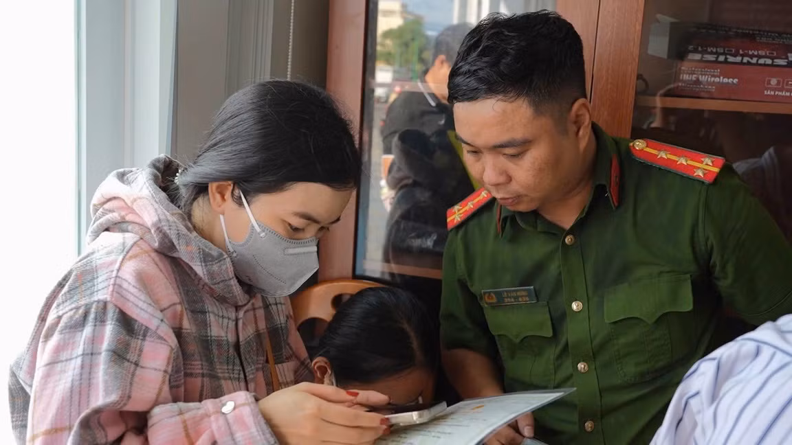 Nỗ lực triển khai thực hiện Luật Căn cước: “Còn dân là còn làm” -0