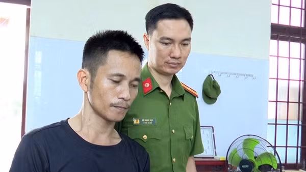 CSGT bắt đối tượng vận chuyển 5.000 viên ma túy tổng hợp
