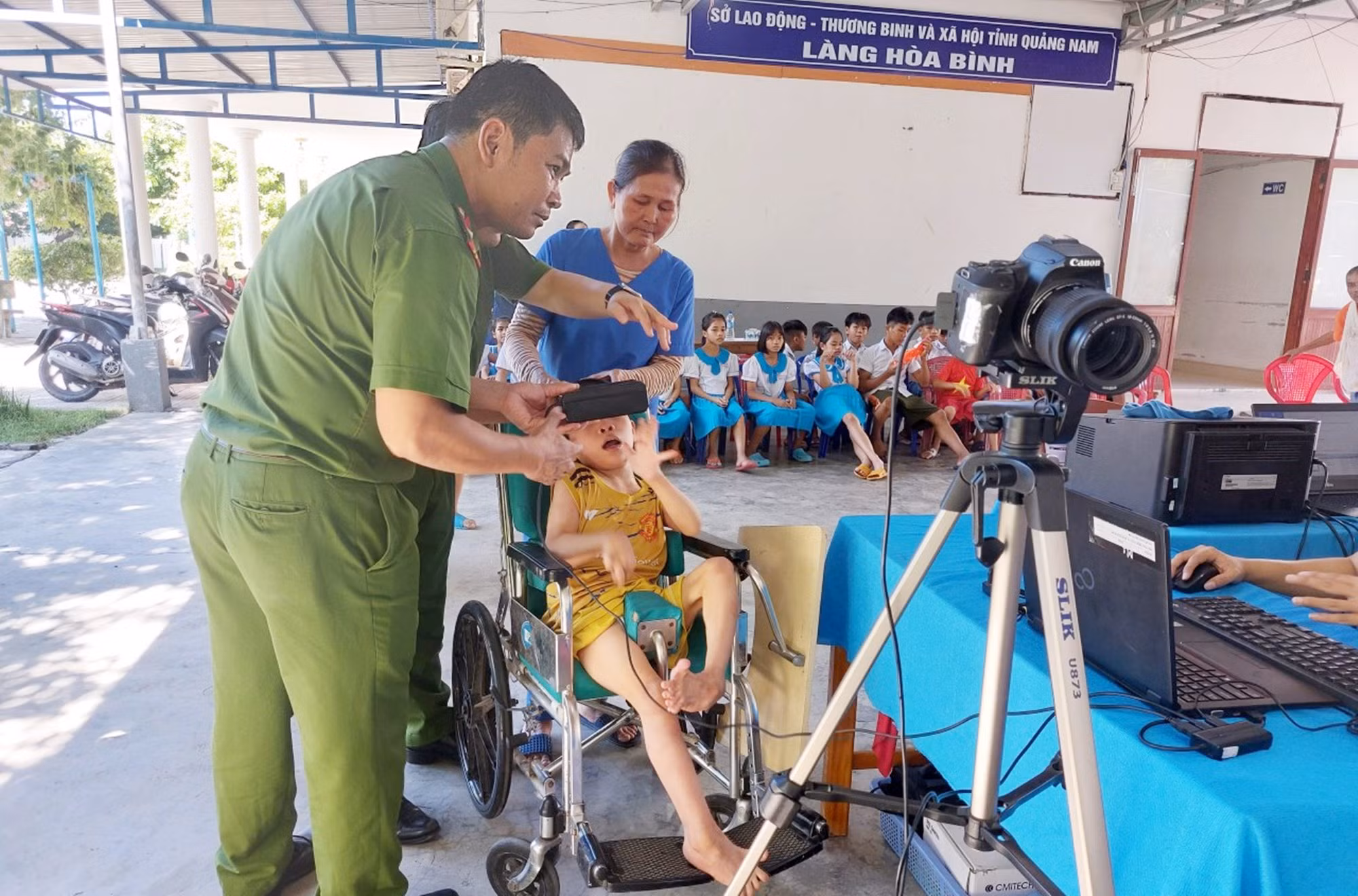 Địa phương đầu tiên tại Quảng Nam hoàn thành cao điểm thu nhận hồ sơ cấp căn cước, định danh điện tử -0