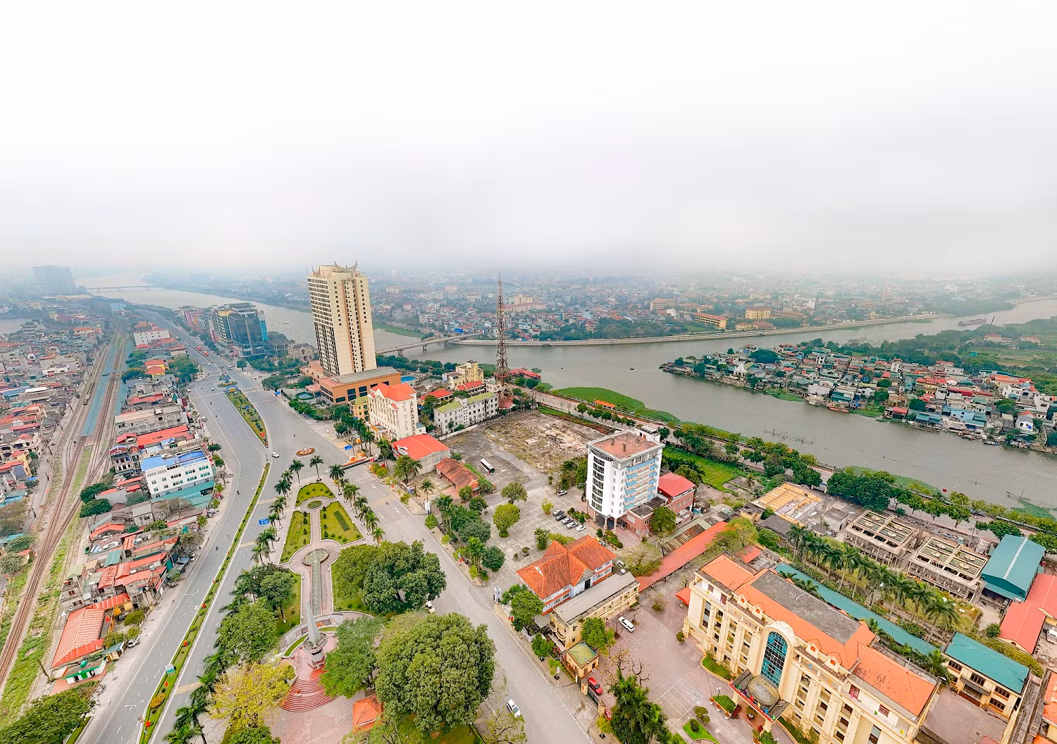 PGS.TS Trần Đình Thiên: Hà Nam sẽ là tọa độ phát triển bùng nổ trong tương lai gần -0