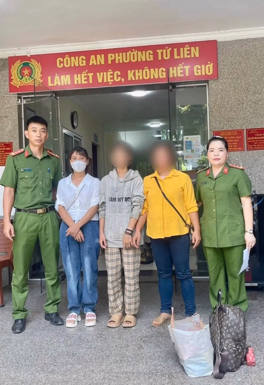 Việc làm ý nghĩa hỗ trợ, giúp đỡ người dân của người chiến sĩ Công an -0