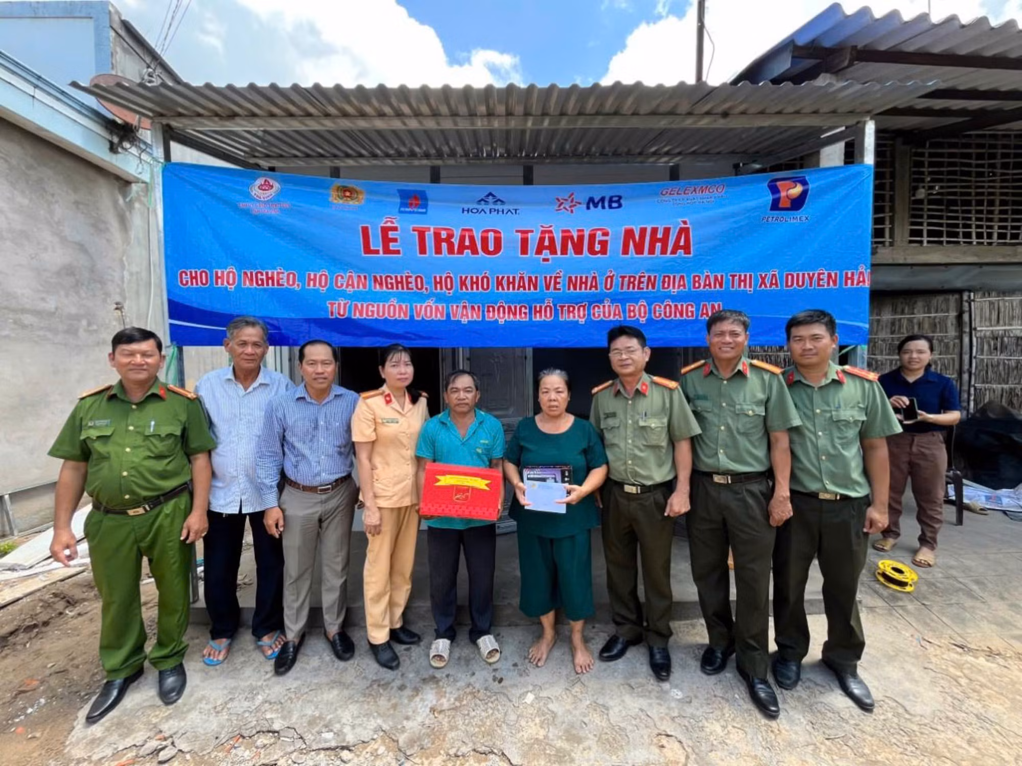 Về đích Đề án 1.300 căn nhà tặng người nghèo ở Trà Vinh -0